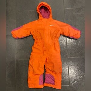 Patagonia 2T snowsuit in great condition!
